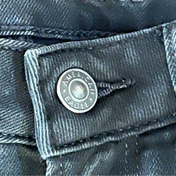 American Eagle Womens Distressed Mom Jeans Size 6 Destroyed Black - Picture 2 of 10